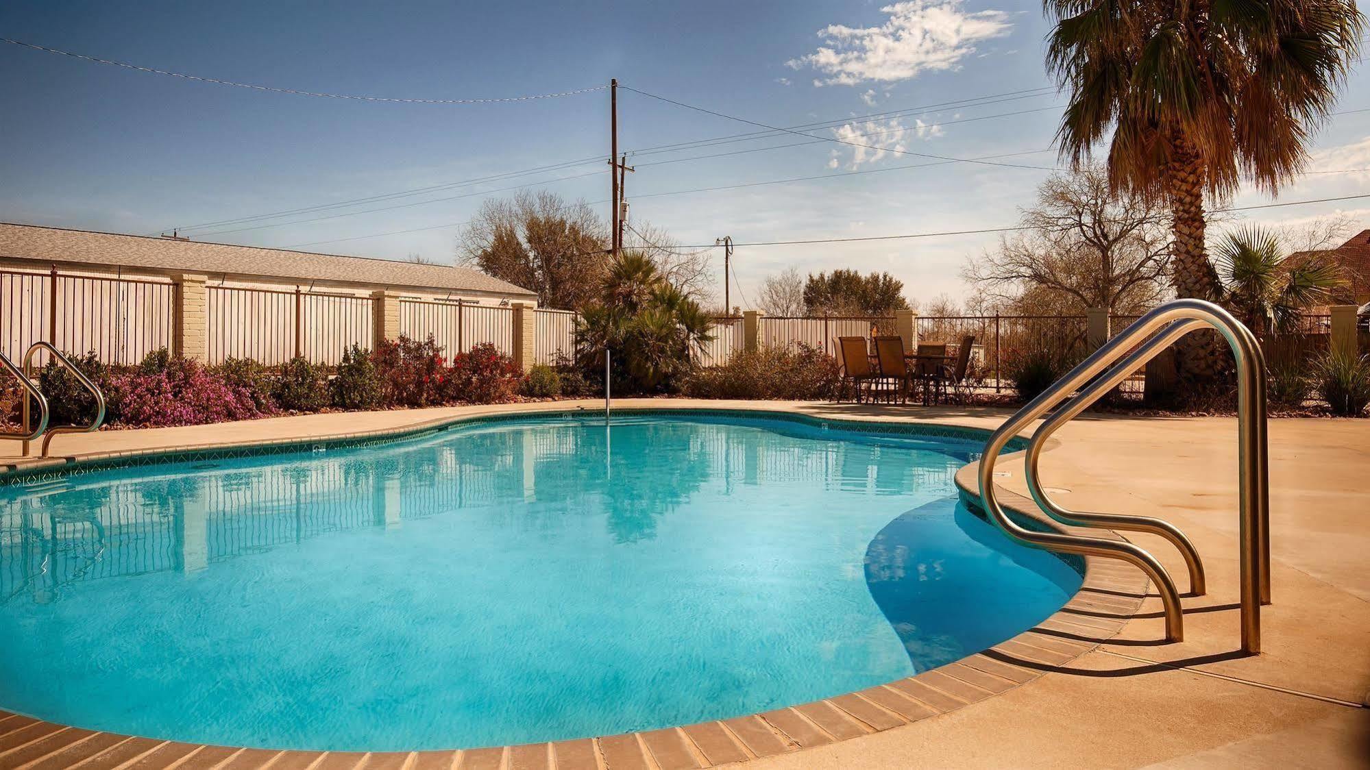 Surestay Hotel By Best Western Floresville Kültér fotó